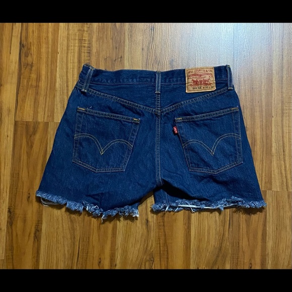 Levi’s 501 XX Jean Shorts Waist 32 Cutoffs Blue Denim - Picture 3 of 15